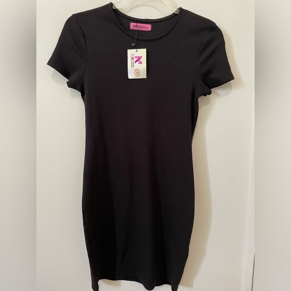 Solid Color Fitted Dress Set - Picture 2 of 5